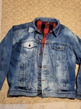 Men's Vintage Stonewashed Denim Jacket with Red Plaid Lining Men's Large